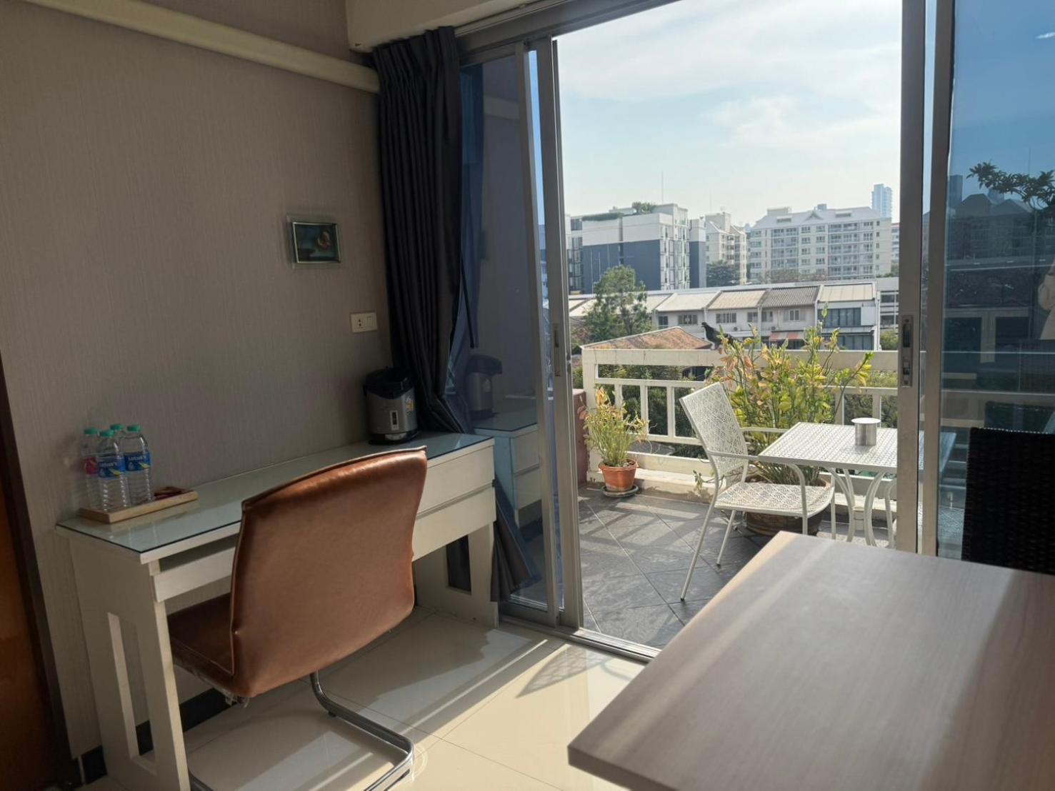 Baan Sabai Rama IV Apartment Bangkok Eksteriør bilde